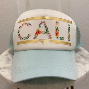 Roxy teal and white Cali hat brand new! NWT
